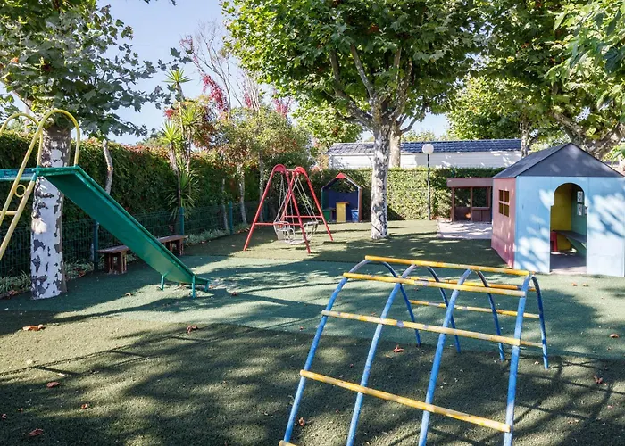 C База отдыха *